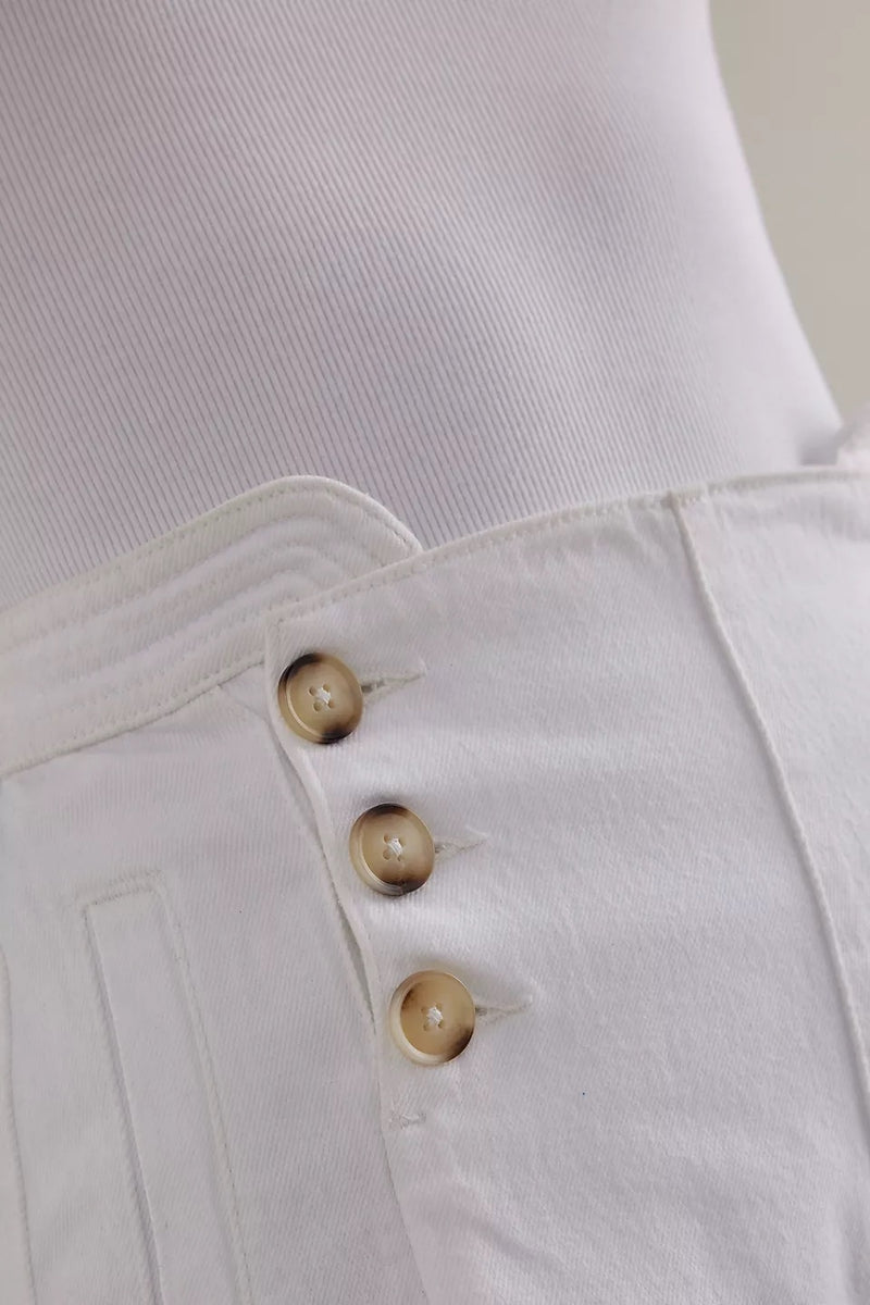 WHITE PANTS BUTTONS